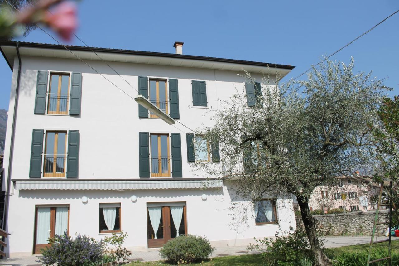 Hotel Garni Delle Rose Ceniga Екстер'єр фото