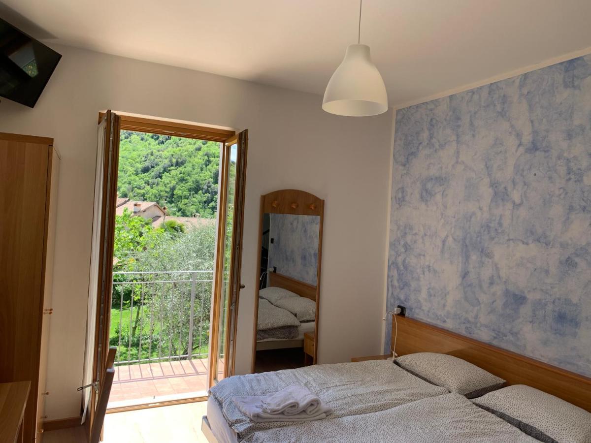 Hotel Garni Delle Rose Ceniga Екстер'єр фото